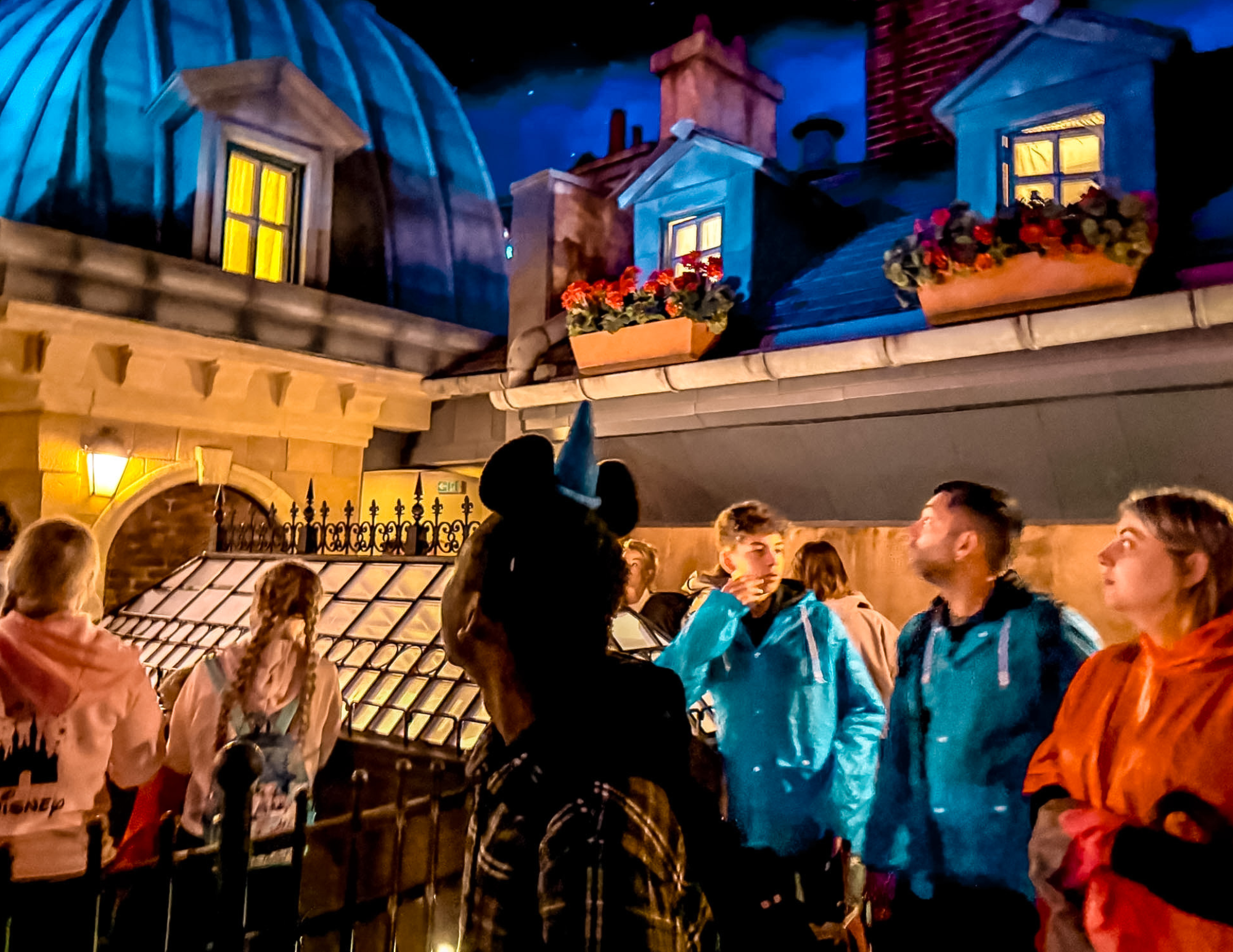 Disneyland Paris Guide (4).png